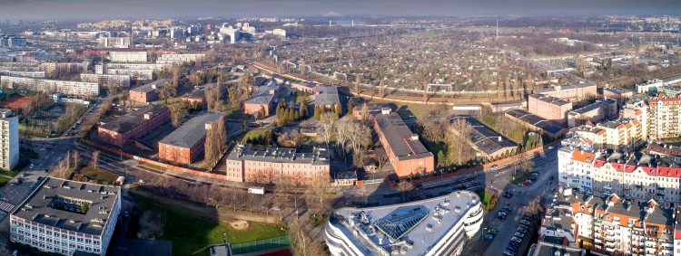 Wrocław: co dalej z kompleksem wojskowym na Szczepinie? Budynki na wynajem [ZDJĘCIA], Agencja Mienia Wojskowego